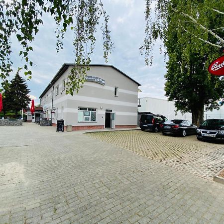 Pension Florion Бернбург Екстериор снимка